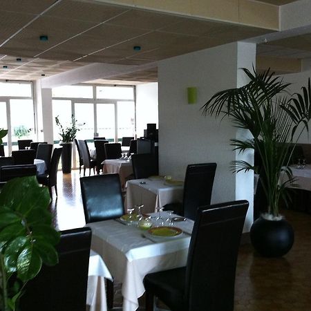 Hotel Les Ondines Châteauneuf-sur-Sarthe Zewnętrze zdjęcie