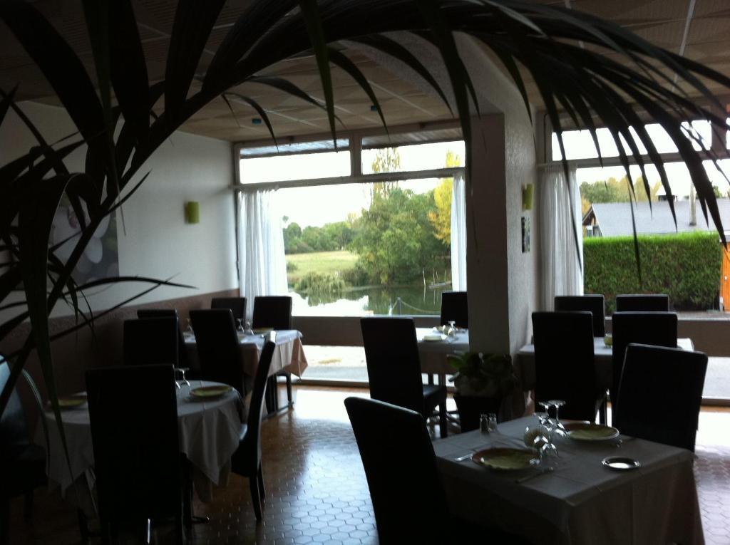 Hotel Les Ondines Châteauneuf-sur-Sarthe Zewnętrze zdjęcie