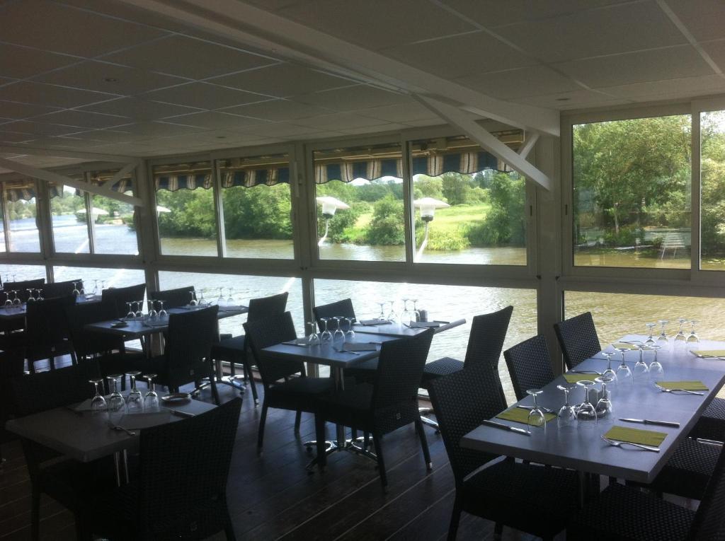 Hotel Les Ondines Châteauneuf-sur-Sarthe Zewnętrze zdjęcie
